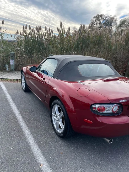 2007 Mazda NC MX-5 Miata - Image 3 of 3
