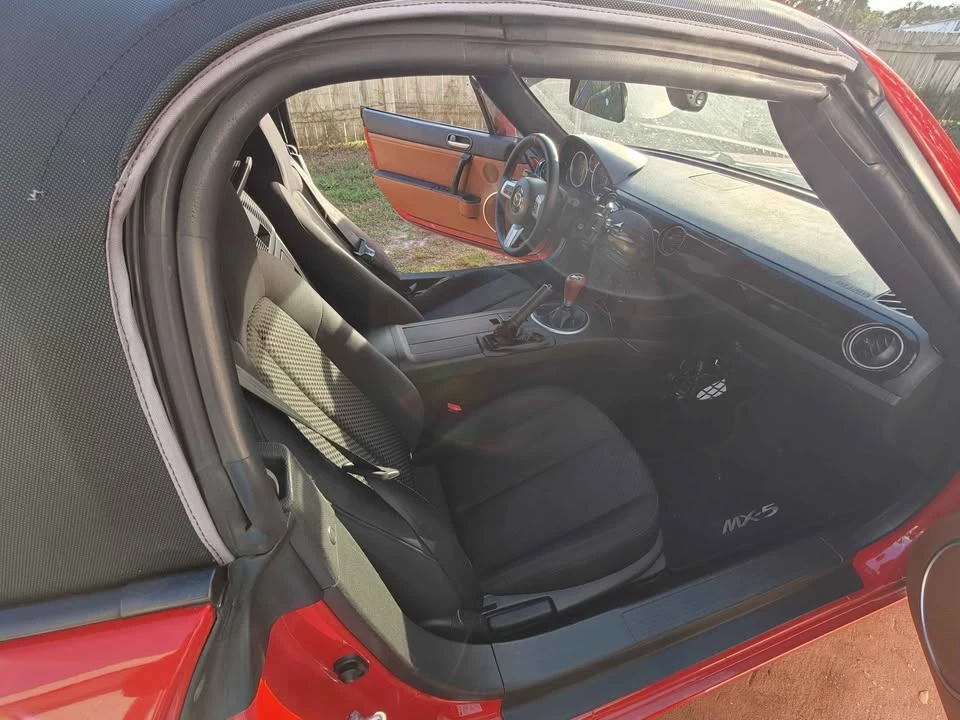 2007 Mazda NC MX-5 Miata - Image 13 of 15