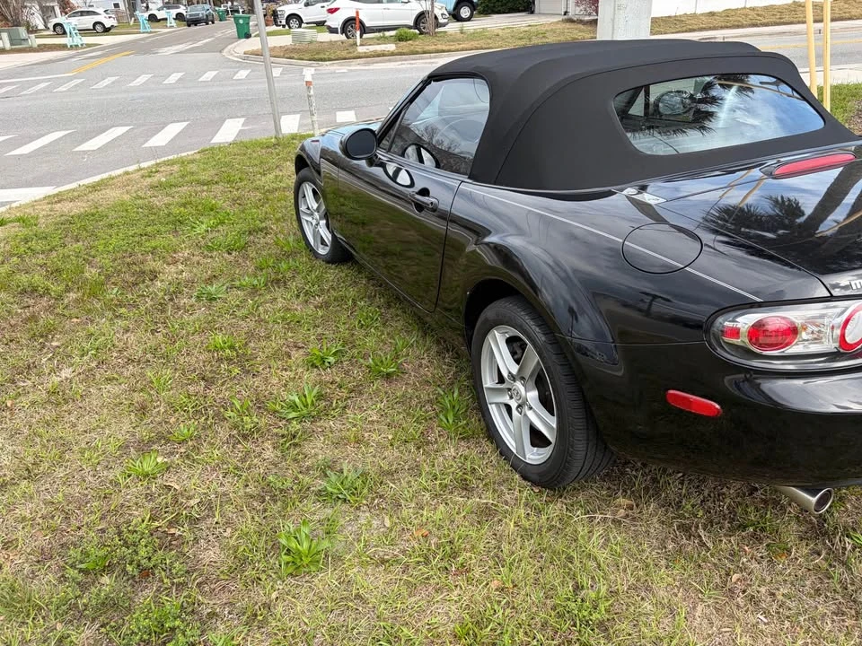 2007 Mazda NC MX-5 Miata - Image 2 of 5