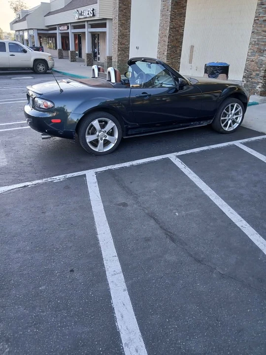 2007 Mazda NC MX-5 Miata - Image 5 of 10