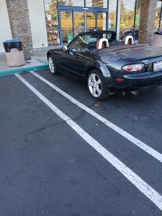 2007 Mazda NC MX-5 Miata - Image 2 of 10