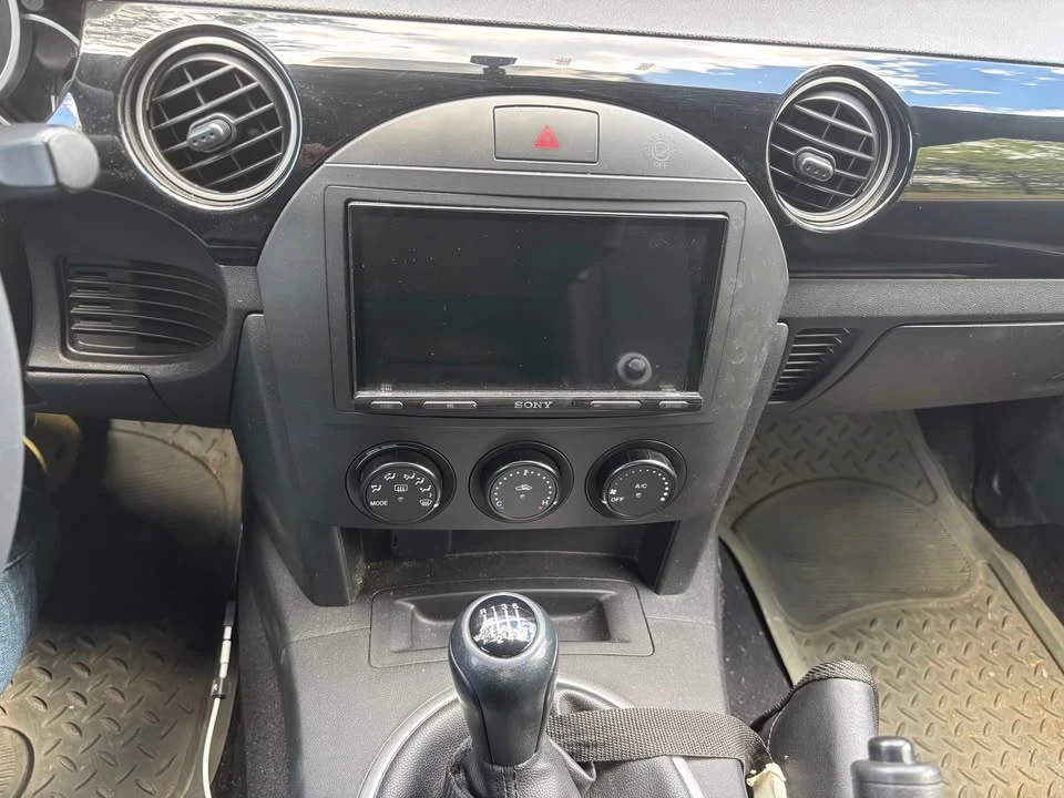 2007 Mazda NC MX-5 Miata - Image 5 of 6