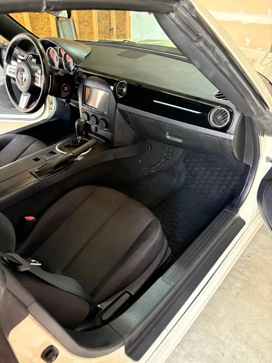 2007 Mazda NC MX-5 Miata - Image 13 of 16