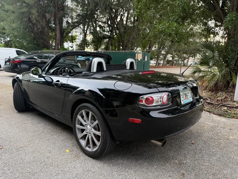 2007 Mazda NC MX-5 Miata - Image 9 of 17