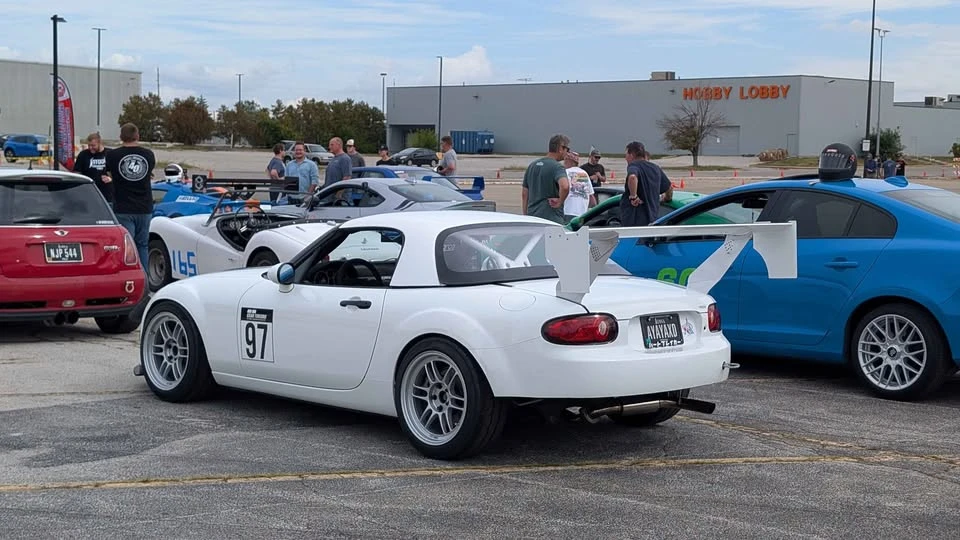 2007 Mazda NC MX-5 Miata - Image 5 of 8
