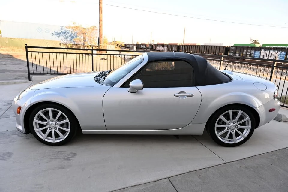 2007 Mazda NC MX-5 Miata - Image 4 of 19
