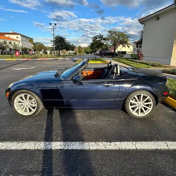 2007 Mazda MX-5 Miata Touring Hard Top Convertible