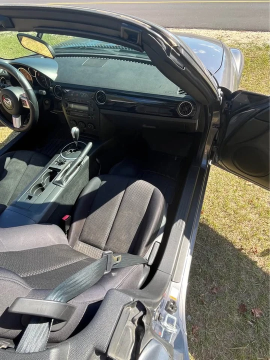 2007 Mazda NC MX-5 Miata - Image 15 of 17