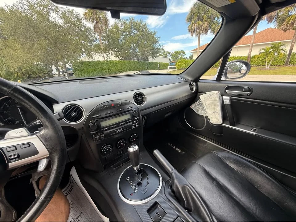 2007 Mazda NC MX-5 Miata - Image 12 of 18