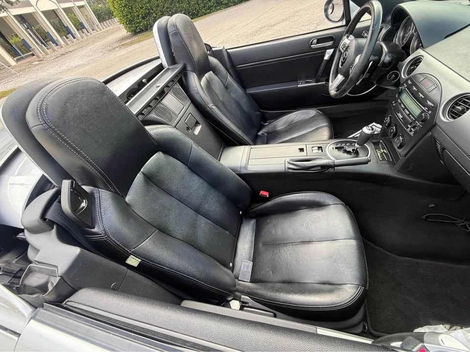 2007 Mazda NC MX-5 Miata - Image 14 of 18