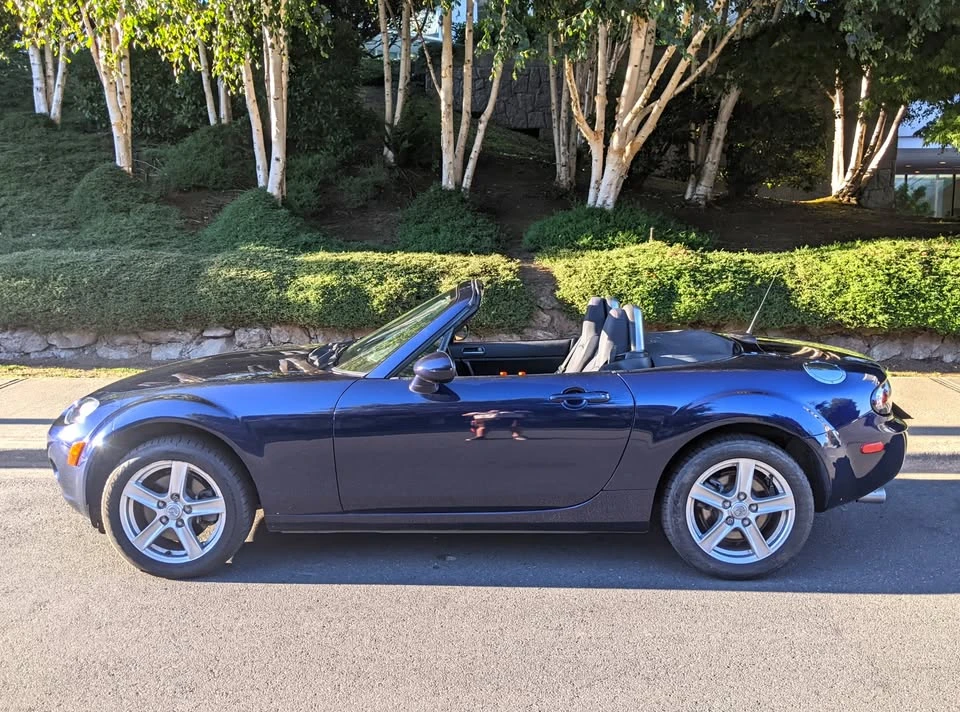 2007 Mazda NC MX-5 Miata - Image 4 of 12