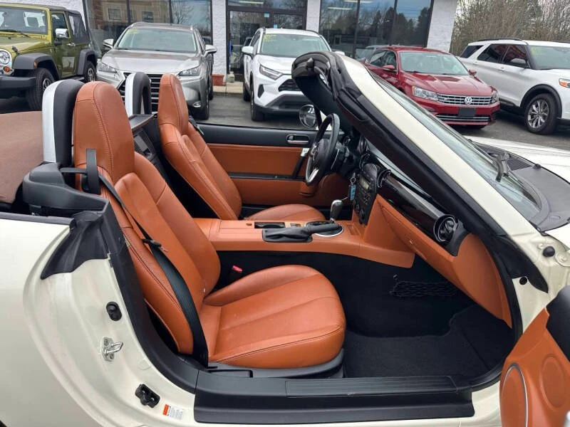2007 Mazda NC MX-5 Miata - Image 15 of 20