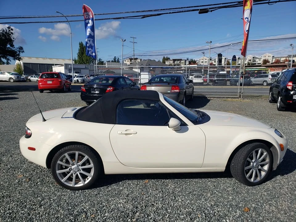 2007 Mazda NC MX-5 Miata - Image 5 of 8