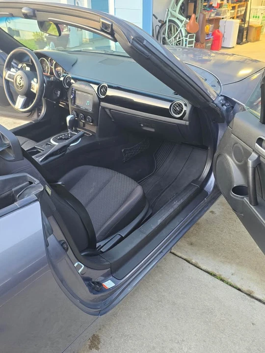 2007 Mazda NC MX-5 Miata - Image 4 of 8