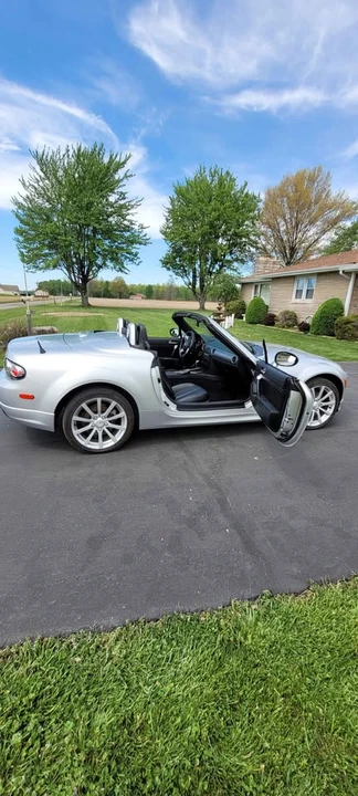 2007 Mazda NC MX-5 Miata - Image 8 of 10