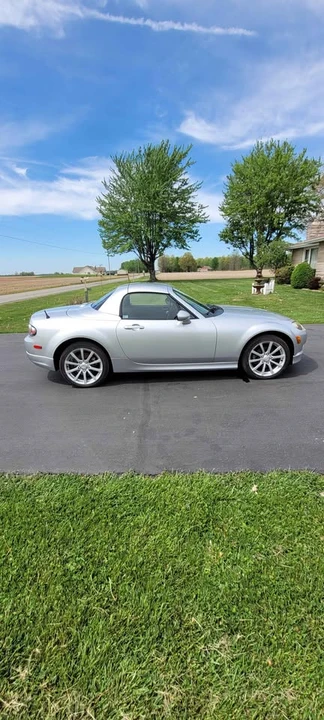 2007 Mazda NC MX-5 Miata - Image 2 of 10