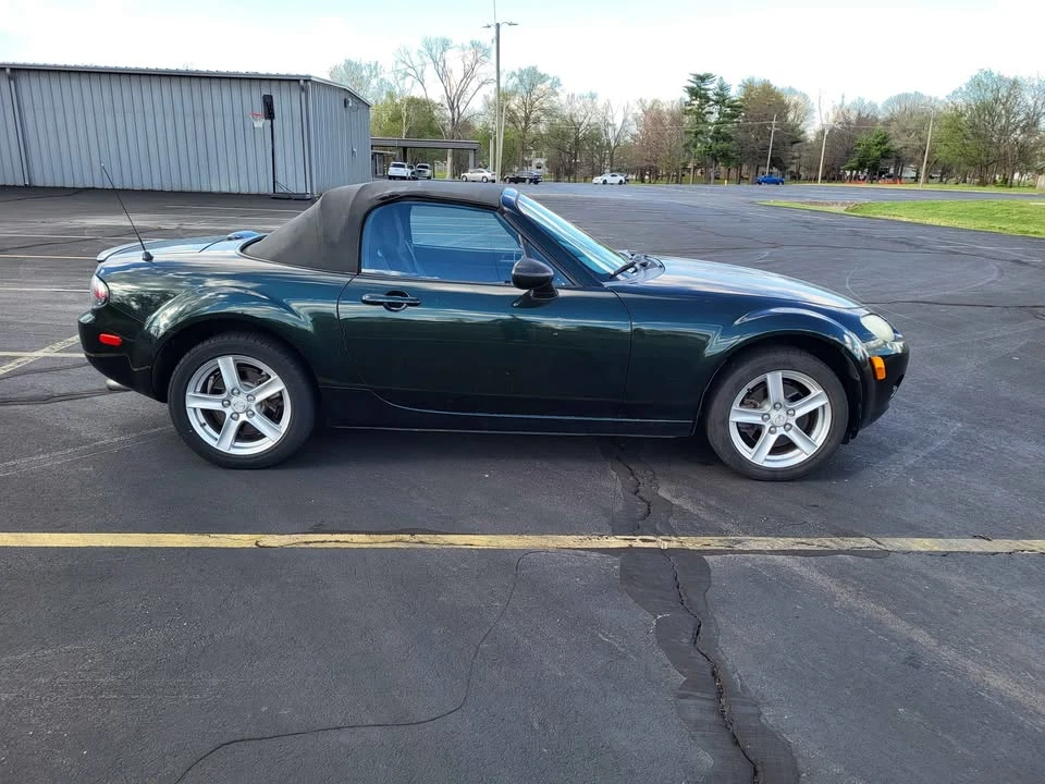 2007 Mazda NC MX-5 Miata - Image 2 of 9
