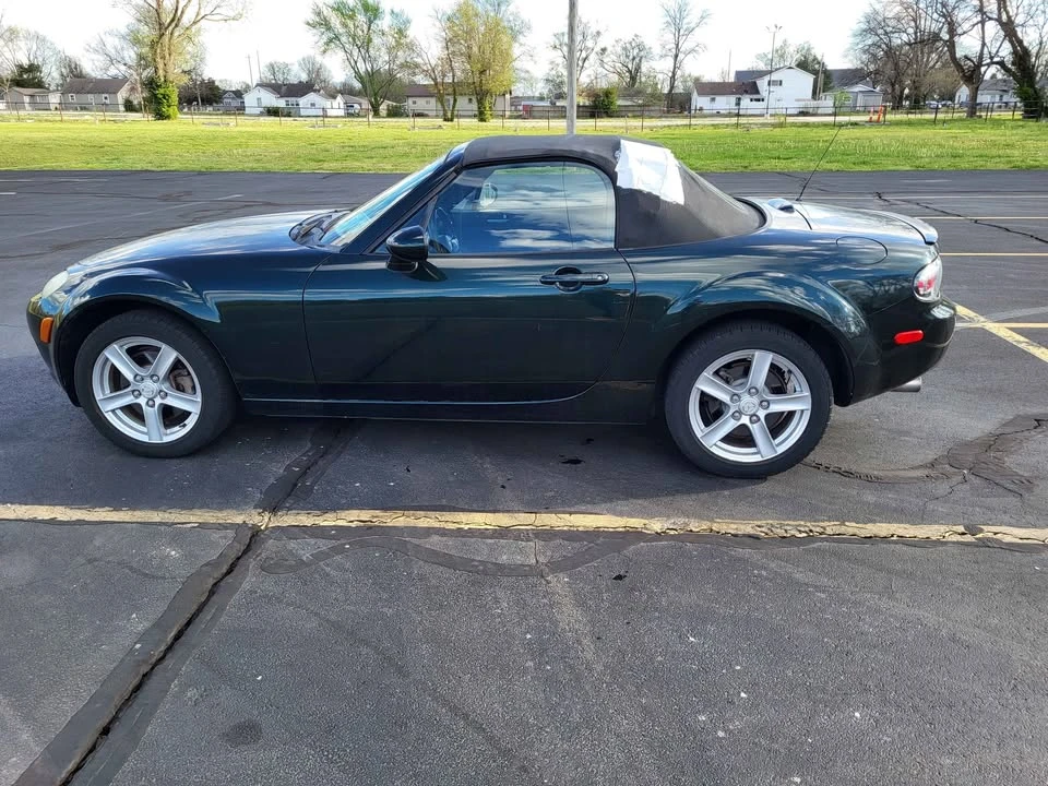 2007 Mazda NC MX-5 Miata - Image 4 of 9