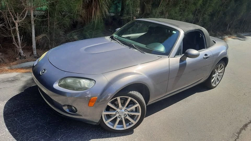 2007 Mazda NC MX-5 Miata - Image 5 of 18