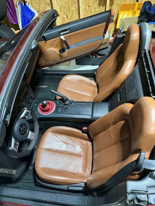 2007 Mazda NC MX-5 Miata - Image 8 of 19