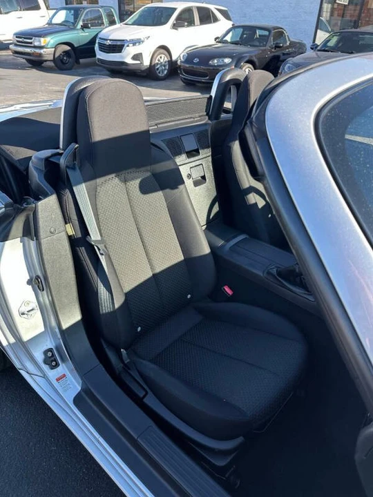 2007 Mazda NC MX-5 Miata - Image 16 of 20