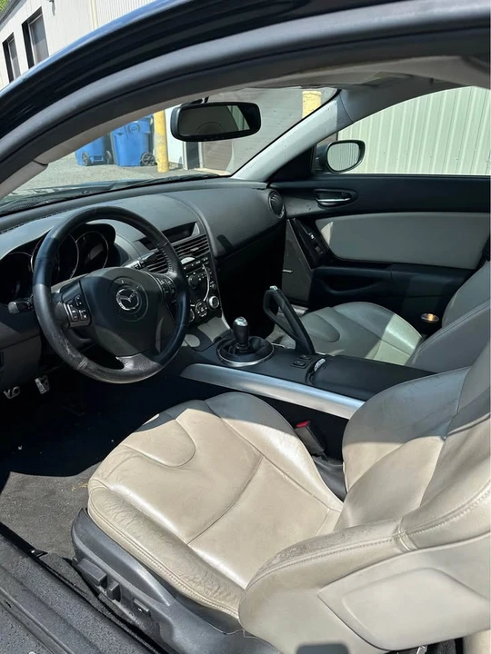 2007 Mazda RX-8 1st Gen - Image 11 of 13