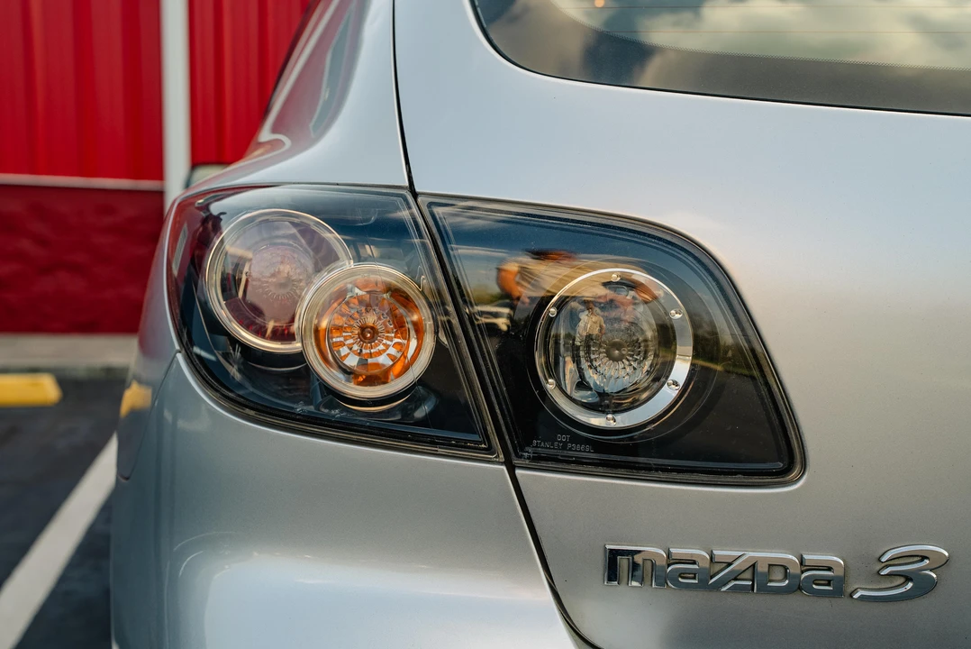 2007 Mazda Mazdaspeed 3 1st Gen - Image 13 of 31