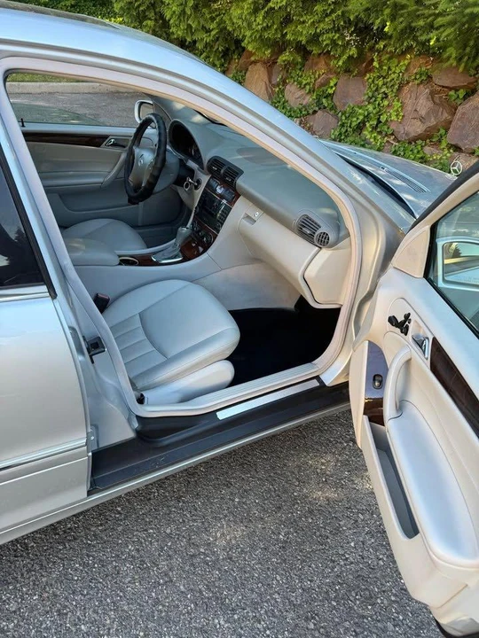 2007 Mercedes-Benz W203 C-Class - Image 2 of 3