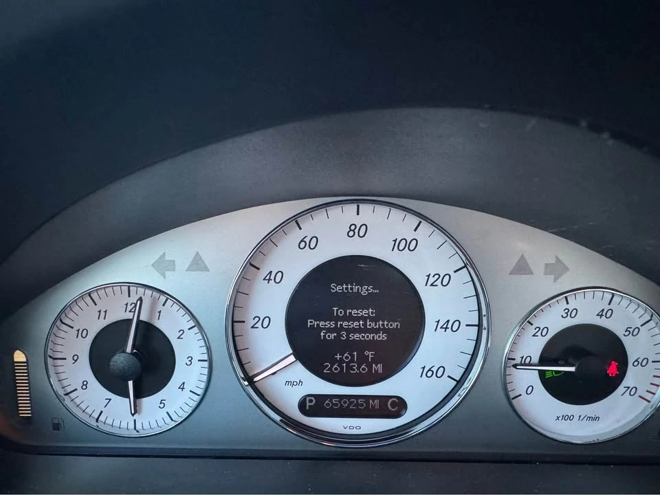2007 Mercedes-Benz W211 E-Class - Image 12 of 16