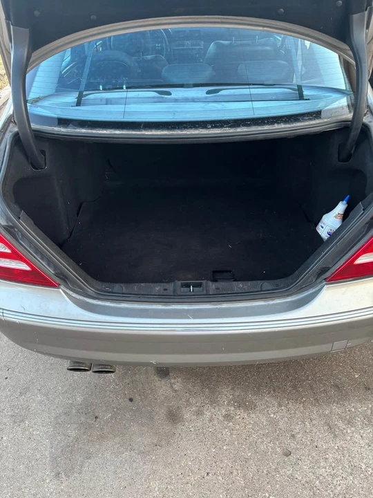 2007 Mercedes-Benz W203 C-Class - Image 13 of 18
