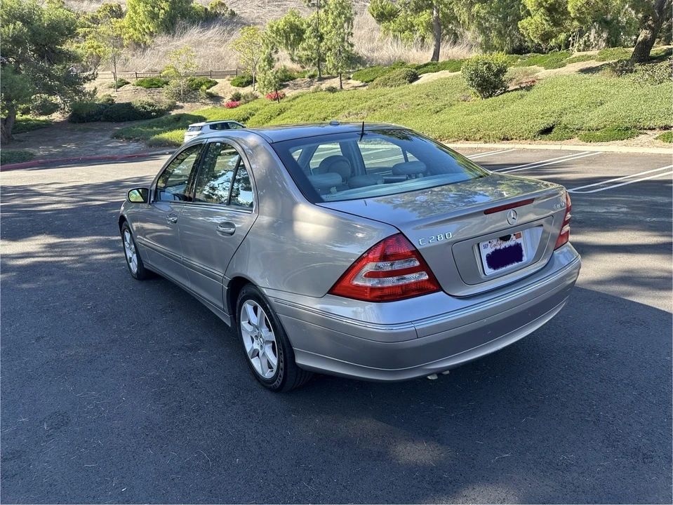 2007 Mercedes-Benz W203 C-Class - Image 2 of 21