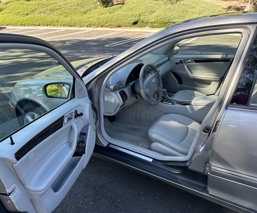 2007 Mercedes-Benz W203 C-Class - Image 18 of 21
