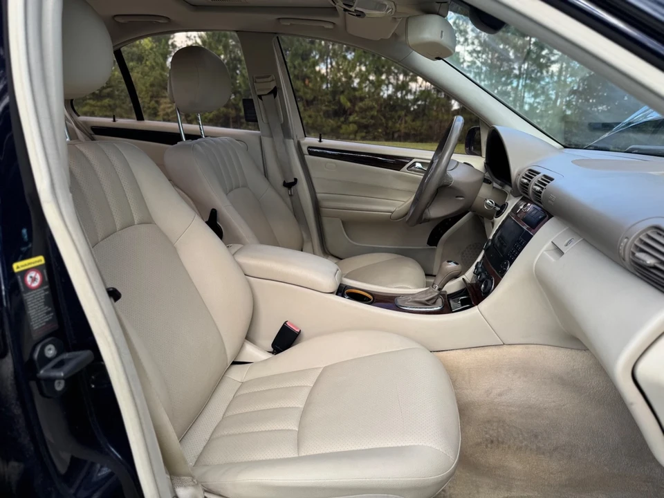 2007 Mercedes-Benz W203 C-Class - Image 10 of 19