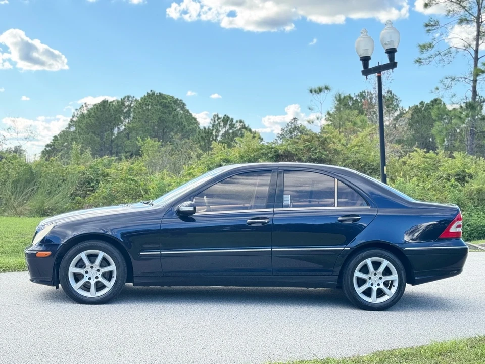 2007 Mercedes-Benz W203 C-Class - Image 5 of 19