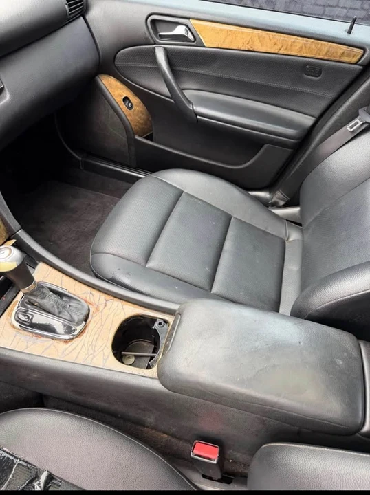 2007 Mercedes-Benz W203 C-Class - Image 10 of 19