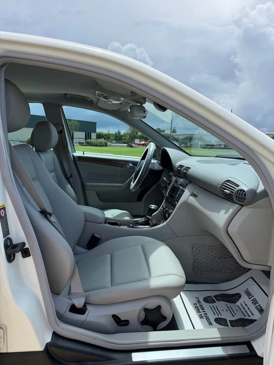 2007 Mercedes-Benz W203 C-Class - Image 9 of 10