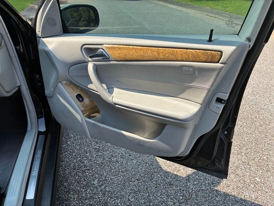 2007 Mercedes-Benz W203 C-Class - Image 15 of 18
