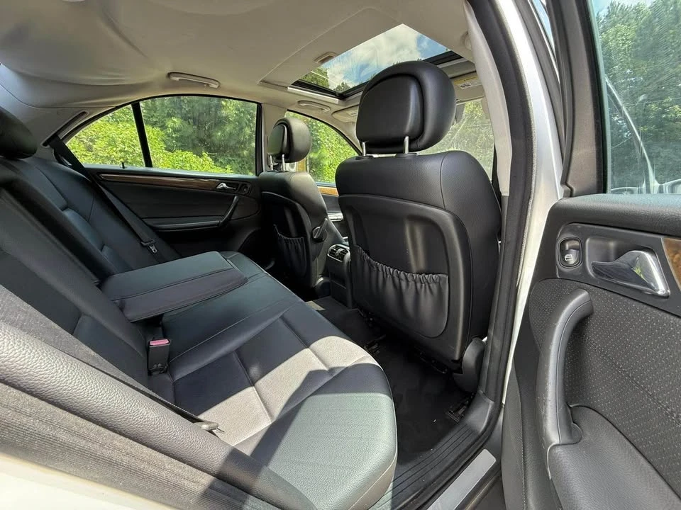 2007 Mercedes-Benz W203 C-Class - Image 12 of 17