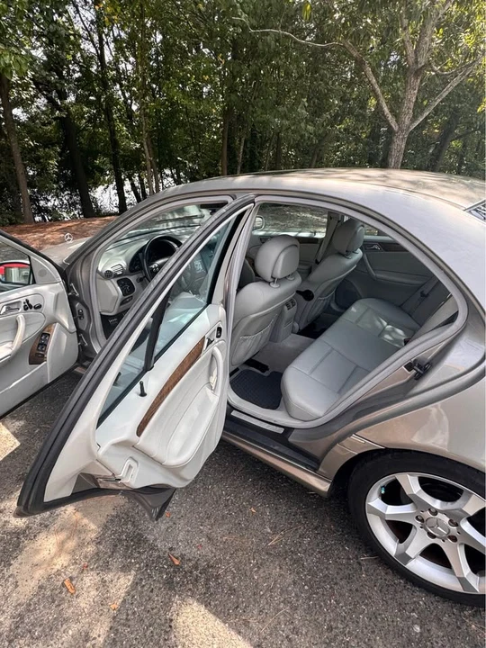 2007 Mercedes-Benz W203 C-Class - Image 14 of 18