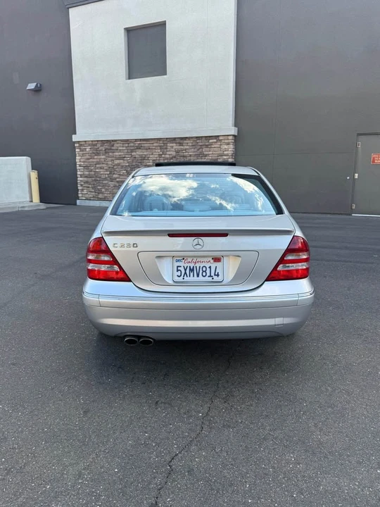 2007 Mercedes-Benz W203 C-Class - Image 9 of 18