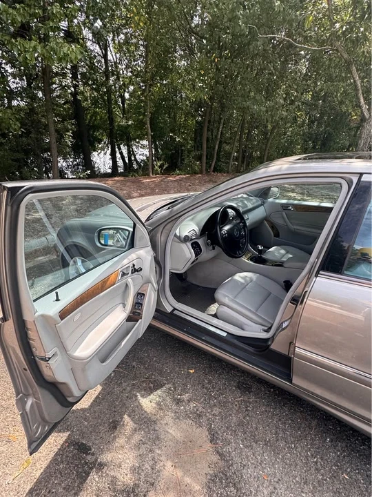 2007 Mercedes-Benz W203 C-Class - Image 13 of 18