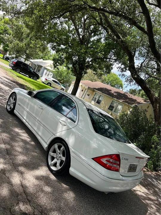 2007 Mercedes-Benz W203 C-Class - Image 9 of 13