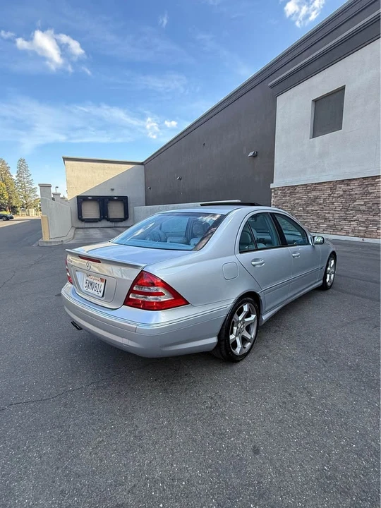 2007 Mercedes-Benz W203 C-Class - Image 7 of 18