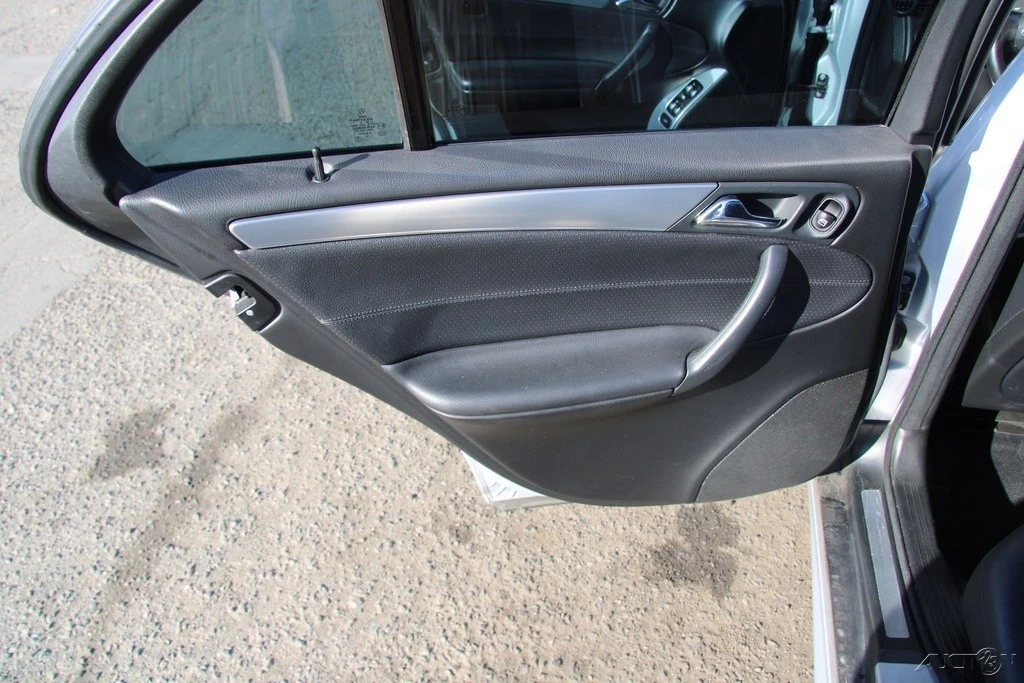 2007 Mercedes-Benz W203 C-Class - Image 19 of 21