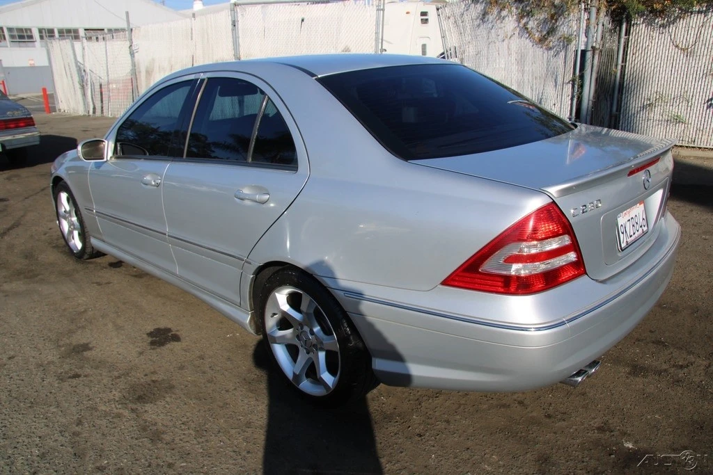 2007 Mercedes-Benz W203 C-Class - Image 4 of 21