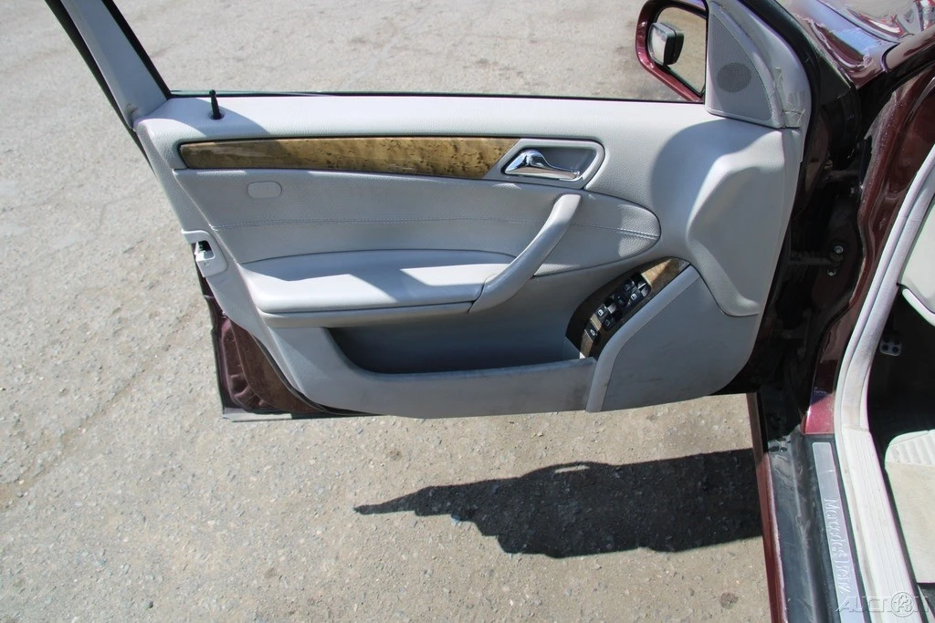 2007 Mercedes-Benz W203 C-Class - Image 14 of 21