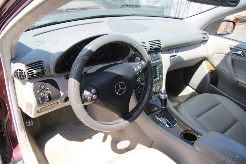 2007 Mercedes-Benz W203 C-Class - Image 16 of 21
