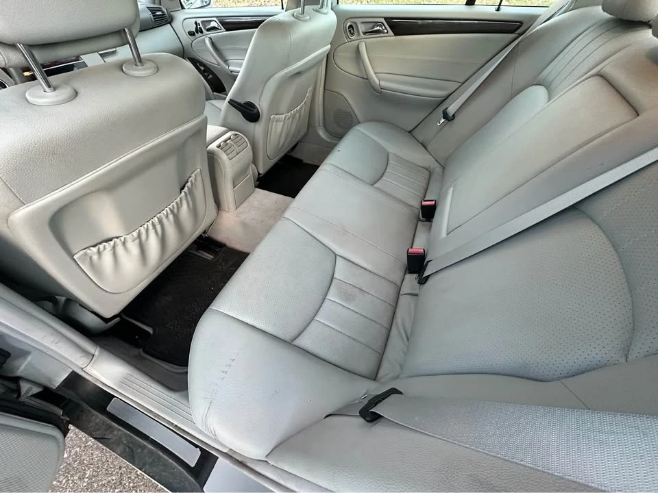 2007 Mercedes-Benz W203 C-Class - Image 11 of 17