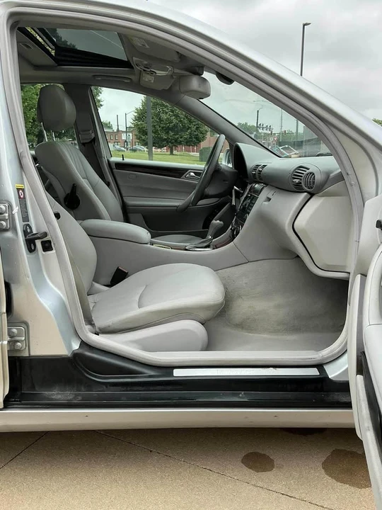 2007 Mercedes-Benz W203 C-Class - Image 14 of 20