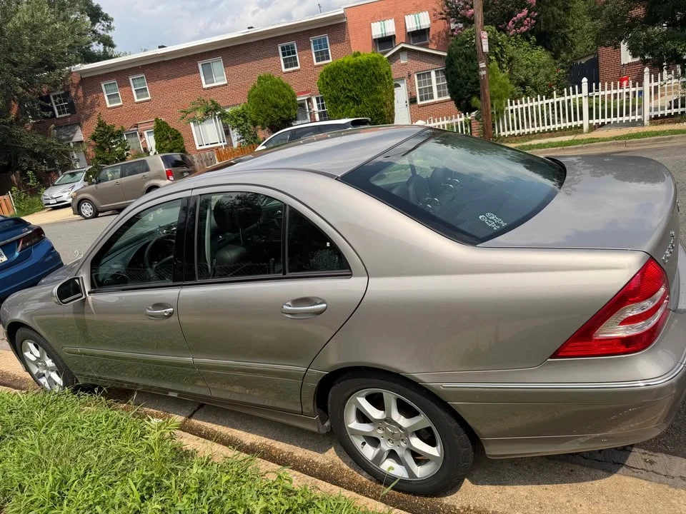 2007 Mercedes-Benz W203 C-Class - Image 9 of 10